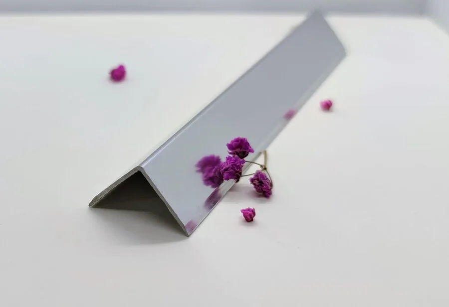 Nẹp chữ V