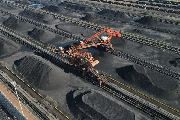 Giá thép hôm nay 18/12: Cao nhất một tuần khi nhu cầu “tăng tốc”