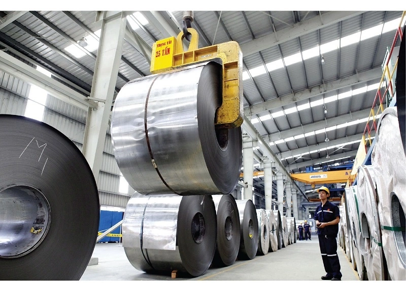 Xuất nhập khẩu sắt thép của Việt Nam trong tháng 8/2025: Xuất giảm, nhập tăng, nhập siêu nới rộng