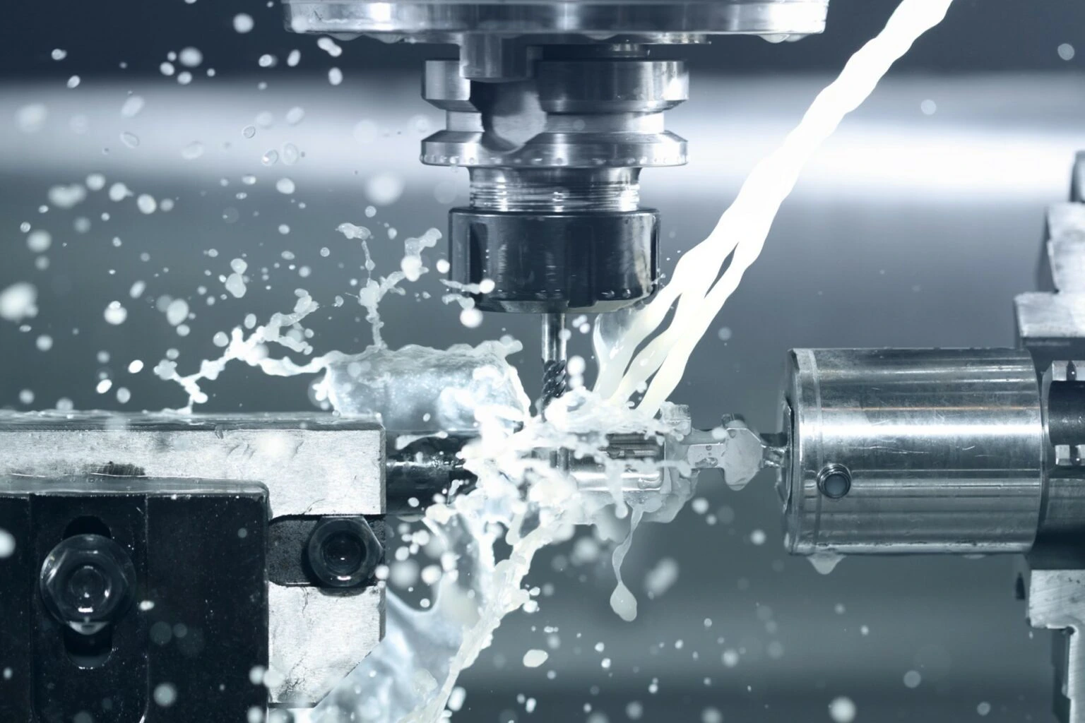 Gia công cơ khí CNC trong ngành công nghiệp ô tô