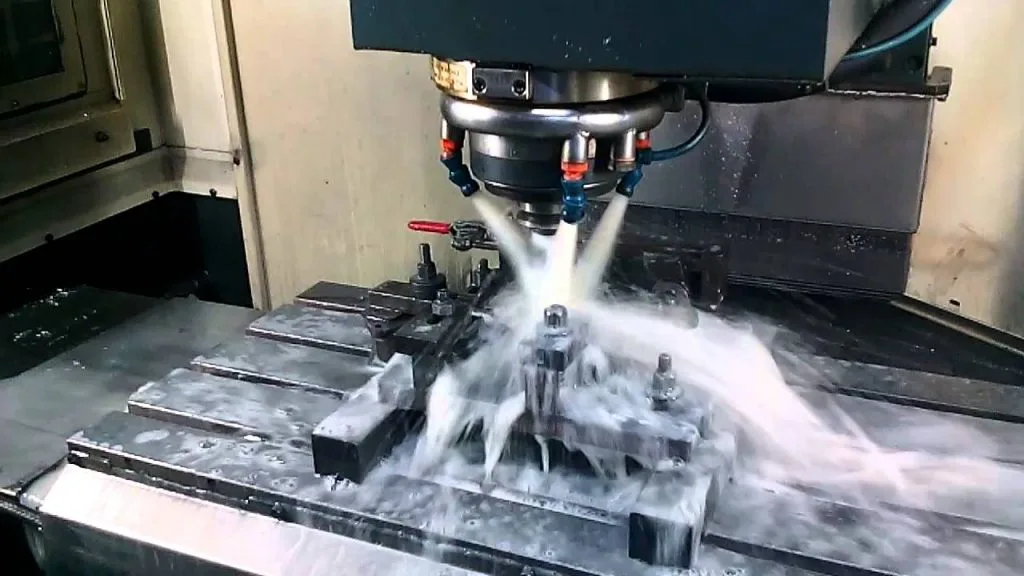 Sử dụng công nghệ CAD/CAM/CNC trong chế tạo khuôn mẫu